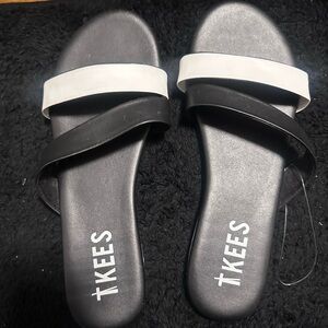 TKEES NEW Kat Strap Leather Sandals
Flats Comfort Slides Mules Sz 9